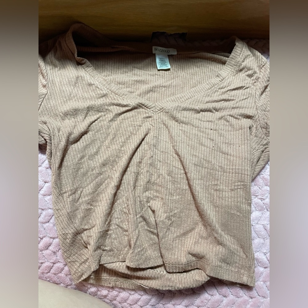 Short sleeve crop top